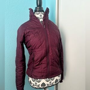 Columbia maroon Puffer Jacket Coat Small